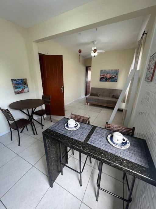 303-apartamento Proximo Ao Shopping Velha Vila Velha (Espirito Santo)